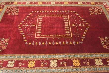 Loribaft Carpet 308x199 - alternate view