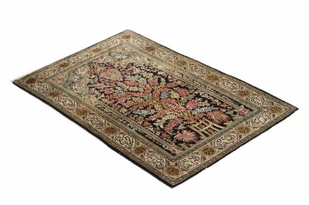 Ghom Silk Carpet 135x80 - alternate view
