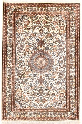 Kahmir Silk Carpet 125x83