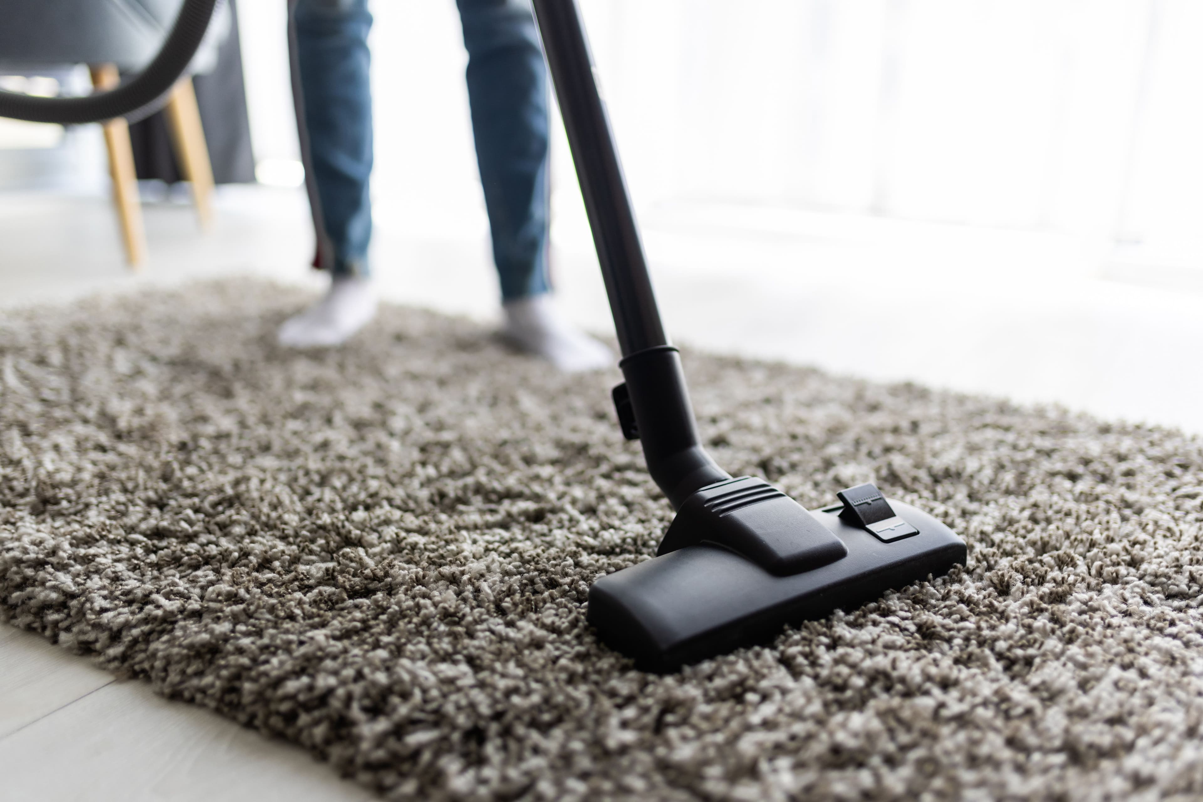 Maintain and clean flokati carpets like a pro-rugeast