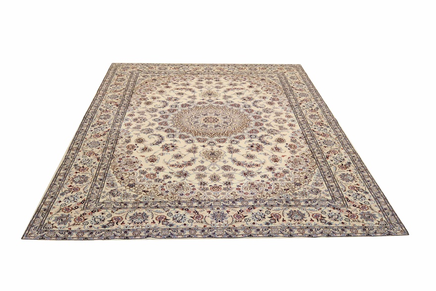 NAIN 9 La 340x250